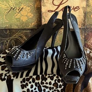 Simply Vera Wang platform sling back beaded heels size 7.5 sexy heels